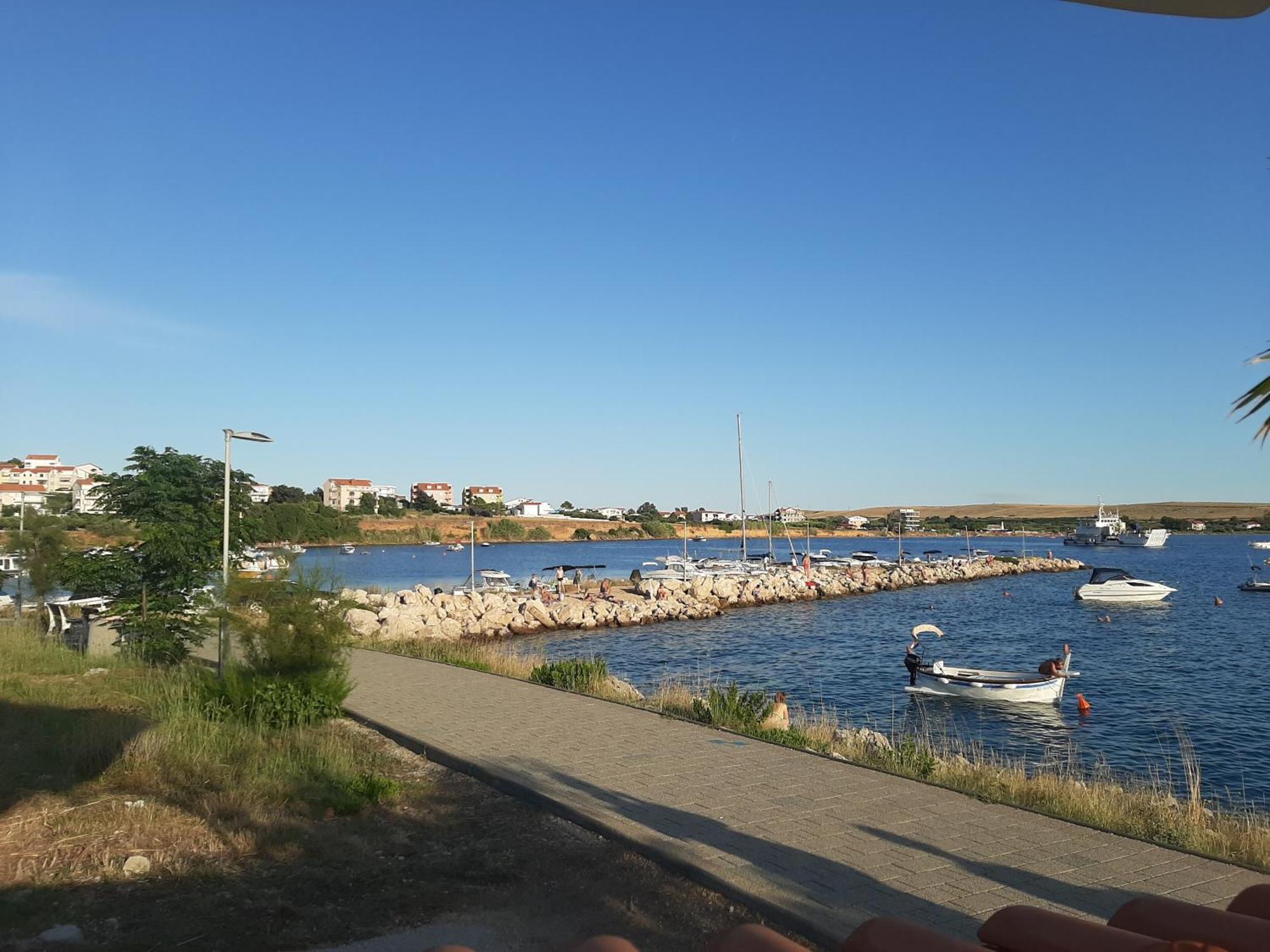 Apartmani Marija Povljana Rom bilde