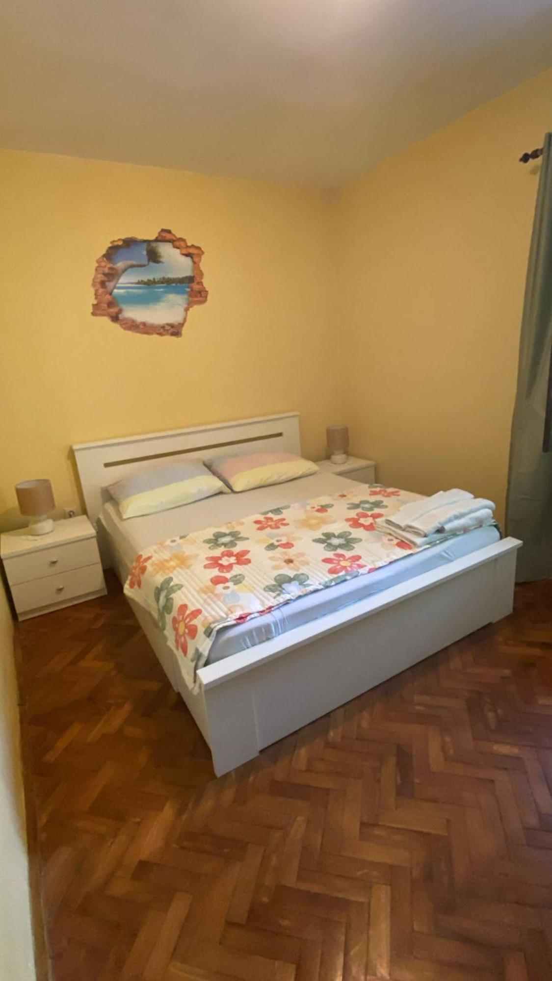 Apartmani Marija Povljana Eksteriør bilde