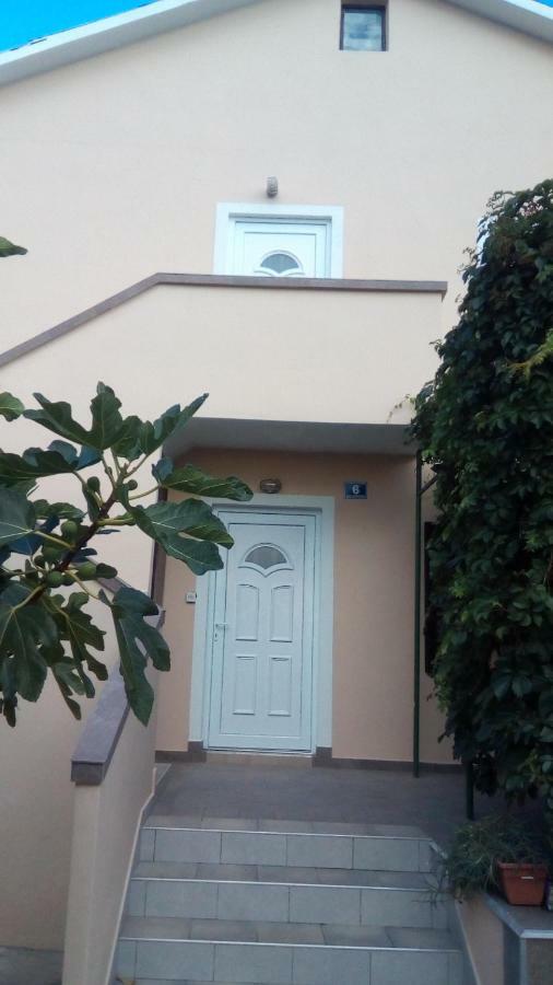 Apartmani Marija Povljana Eksteriør bilde